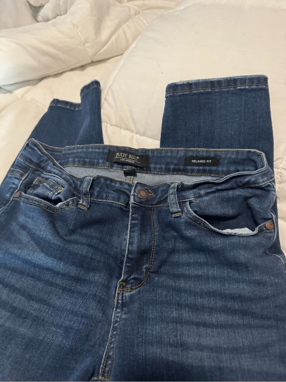 Judy Blue Women's Dark Blue Ankle Crop Relaxed Fit Jeans